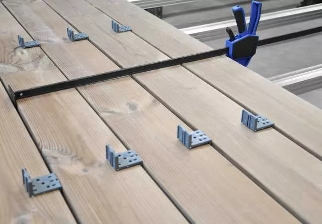 Terrassenzwinge – Montagezwinge - Zwinge für den Terrassenbau – Spannkraft: 150 kg – Spannweite: 970 mm