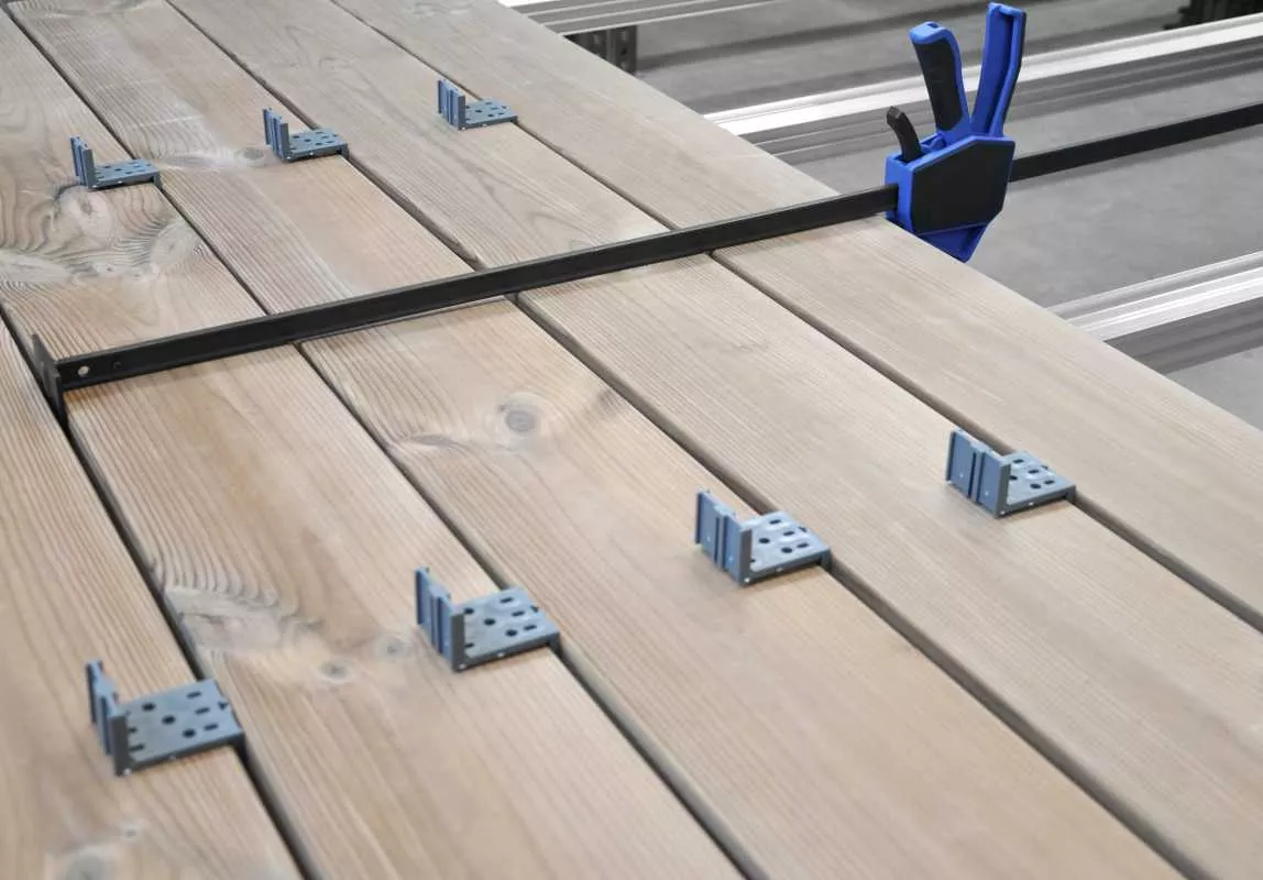 Terrassenzwinge – Montagezwinge - Zwinge für den Terrassenbau – Spannkraft: 150 kg – Spannweite: 970 mm